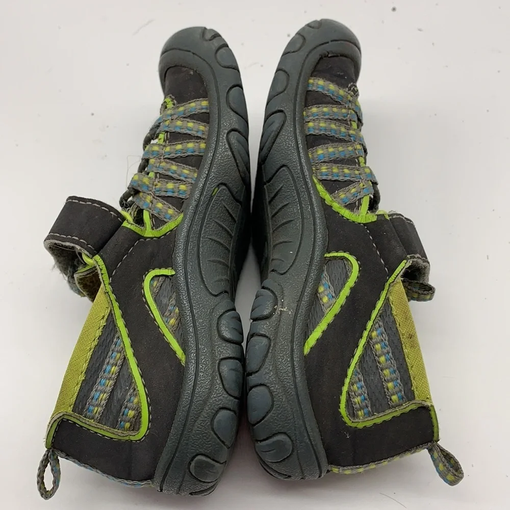 Smart Fit Boy's Gray and Green Sandals size 9.5